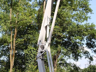 2010-niftylift-hr21d-1402635-44813827