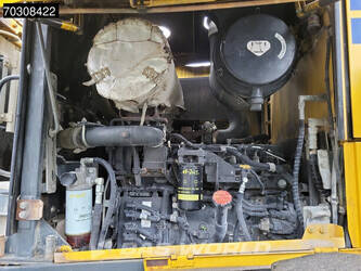 2012-komatsu-wa380-6-1402412-44814057