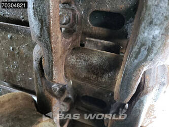 2012-komatsu-pc210lc-10-44814099