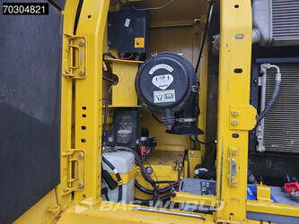 2012-komatsu-pc210lc-10-44814101