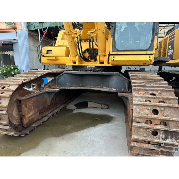 2018 Komatsu PC700-8-44814957