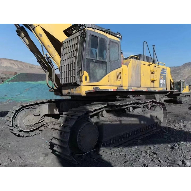 2017 كوماتسو PC850-8-44814965