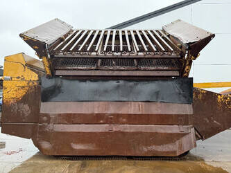 2005-extec-robotrac-7000-44815278