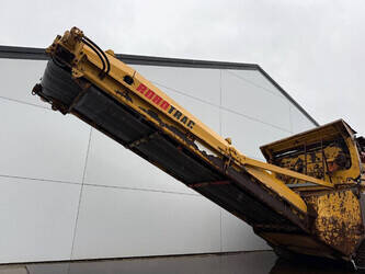 2005-extec-robotrac-7000-44815284