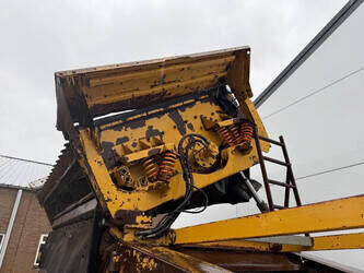 2005-extec-robotrac-7000-44815288