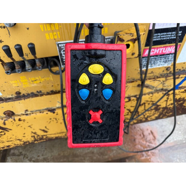 2005 EXTEC Robotrac 7000-44815292