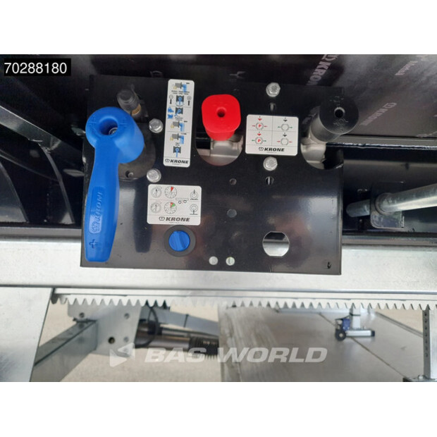 2026 كرون SZ-44815383