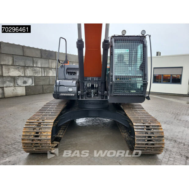 2025 Hitachi ZX220LC-5G-44815659