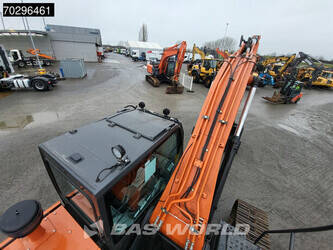 2025-hitachi-zx220lc-5g-1402672-44815666