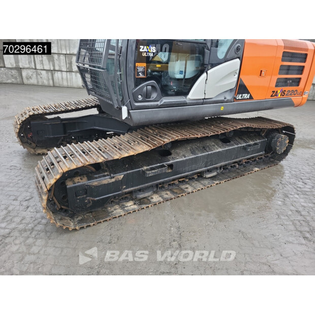 2025 Hitachi ZX220LC-5G-44815668