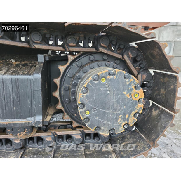 2025 Hitachi ZX220LC-5G-44815669