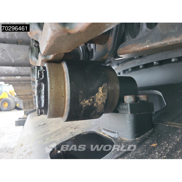 2025 Hitachi ZX220LC-5G-44815671