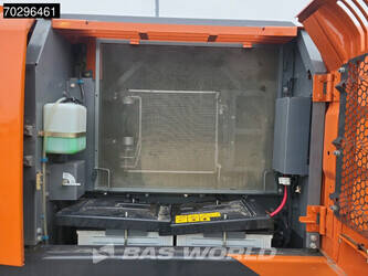 2025-hitachi-zx220lc-5g-1402672-44815673