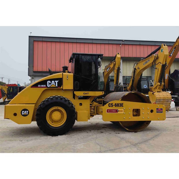 2022 Caterpillar CS683E-44815991