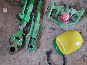 2016-john-deere-8370r-1402705-44816330