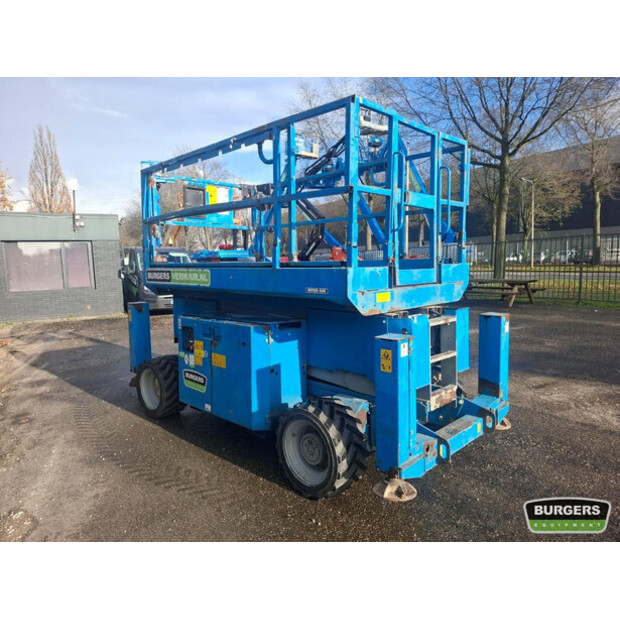 2011 Genie GS-3369RT-44816356