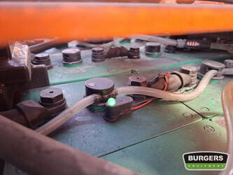 2002-carer-z65k-44816507