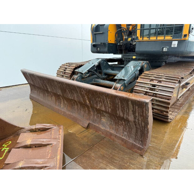 2018 Hyundai HX235LCR-44816542