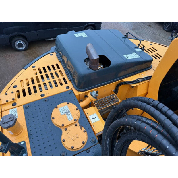 2018 Hyundai HX235LCR-44816557