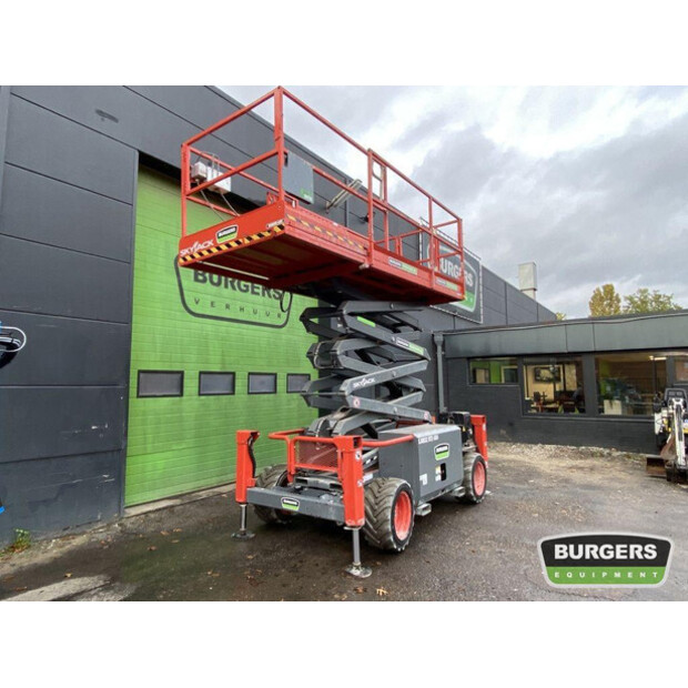 2018 SkyJack SJ6832RTE-44816736