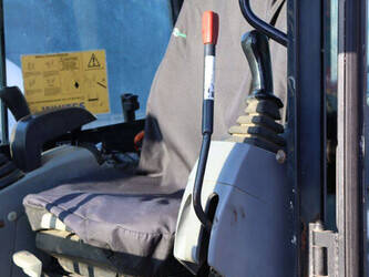 2016-kubota-u27-4-1402711-44816807