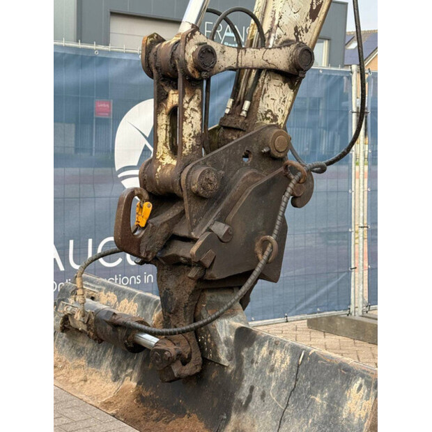 2008 تاكوتشي TB175-44816872