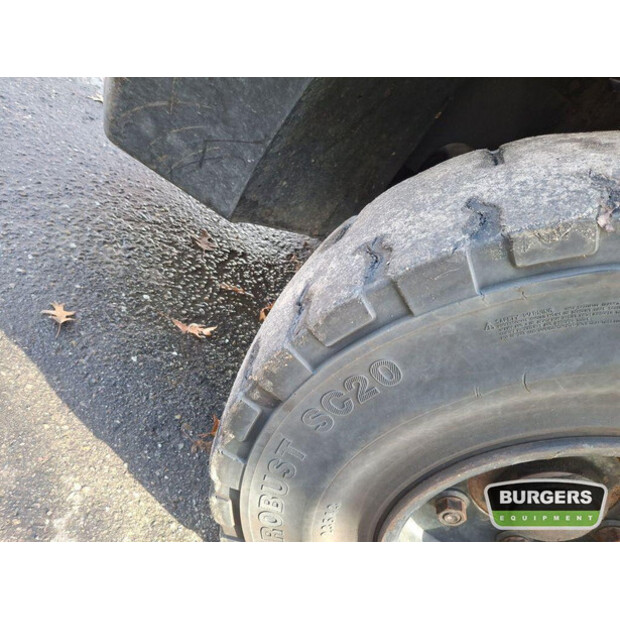 2013 Hyster H8.0FT-9-44816923