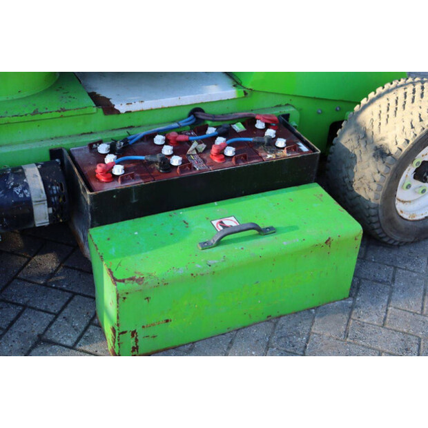 2016 Niftylift HR12NE-44817085