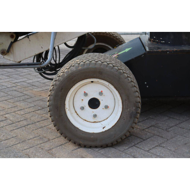 2014 نيفتيليفت HR12NDE-44817203