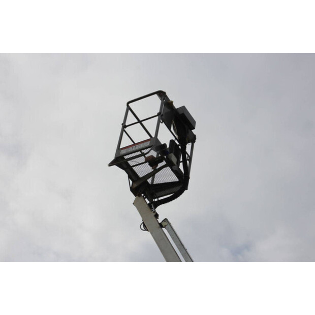 2015 Niftylift HR12-44817309