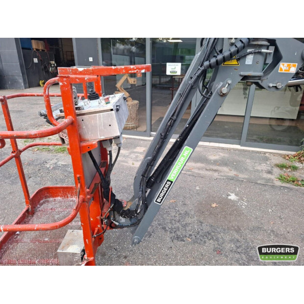 2017 SkyJack SJ30 ARJE-44817336