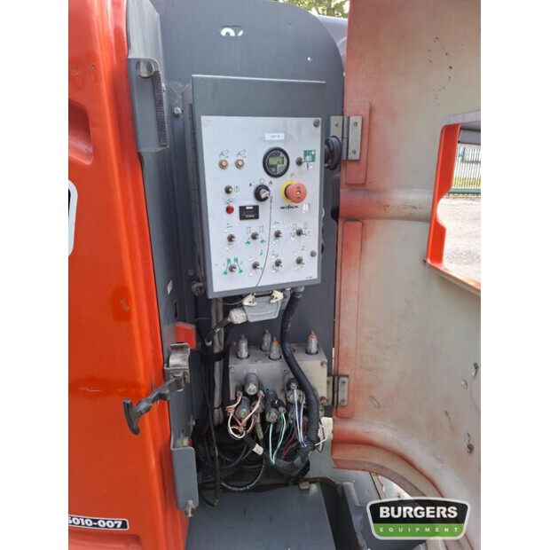 2017 SkyJack SJ30 ARJE-44817363