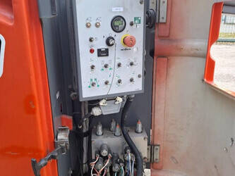 2017-skyjack-sj30-arje-44817363