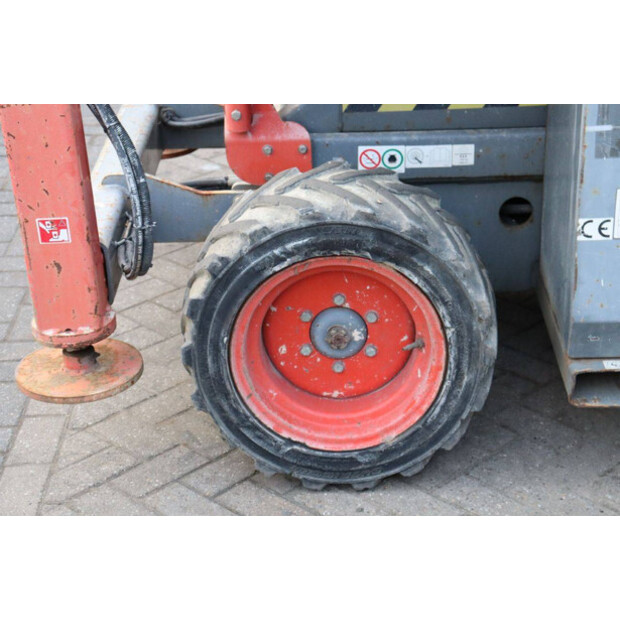 2015 SkyJack SJ6826RT-44817376