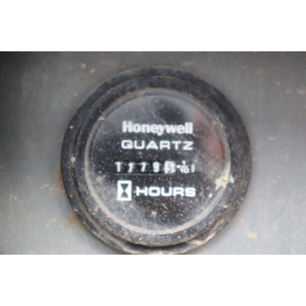 2015 SkyJack SJ6826RT-44817387