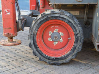 2014-skyjack-sj6826rt-1402724-44817438