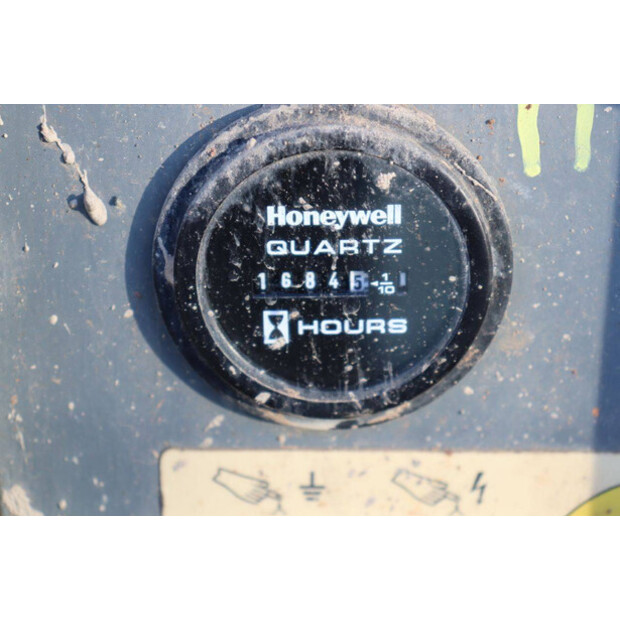 2015 سكايجاك SJ6832RT-44817510