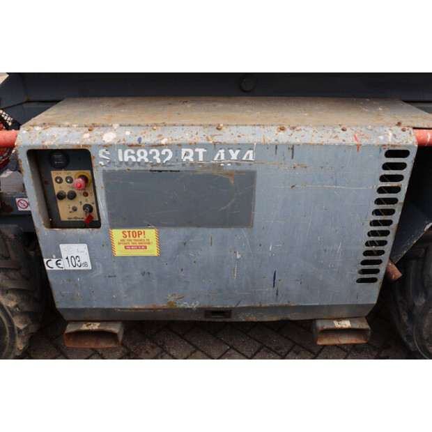 2015 SkyJack SJ6832 RT-44817562