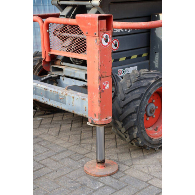 2015 SkyJack SJ6832 RT-44817582