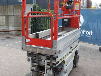 2006-jlg-2030es-1402733-44817774