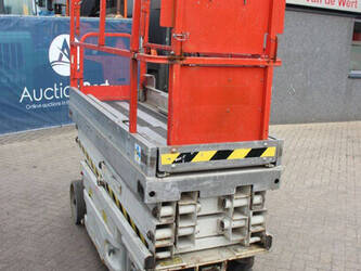 2006-jlg-2030es-1402733-44817775