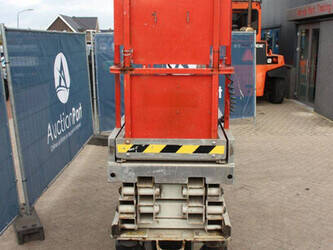 2006-jlg-2030es-1402733-44817776