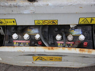 2006-jlg-2030es-1402733-44817784