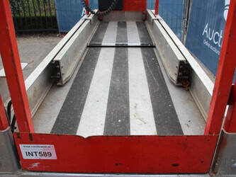 2006-jlg-2030es-1402733-44817785