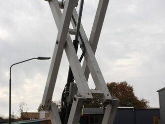 2016-jlg-2032es-1402734-44817824