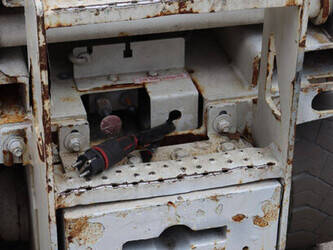 2013-genie-gs-2032-1402736-44817867