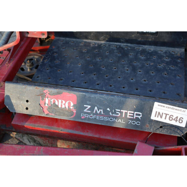 2014 Toro Zeroturn 7000-44817991
