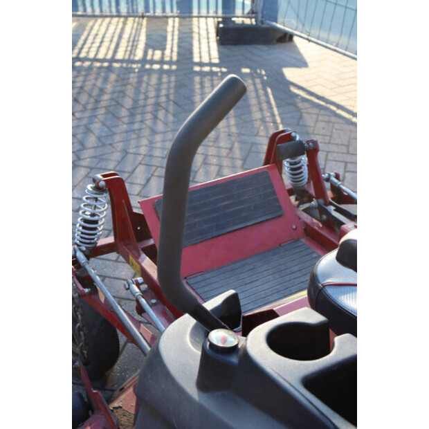 2018 Ferris Zeroturn IS2100z-44818034