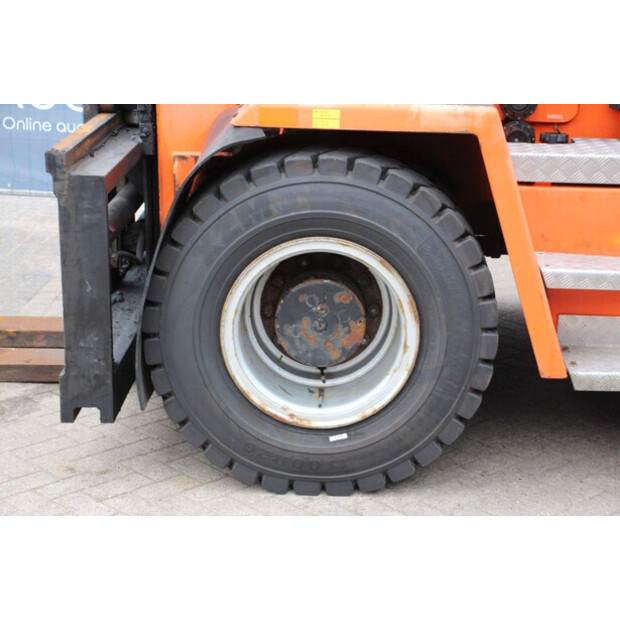 2001 Svetruck 1060-30-44818105