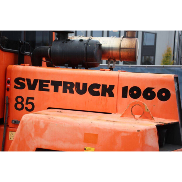 2001 Svetruck 1060-30-44818107